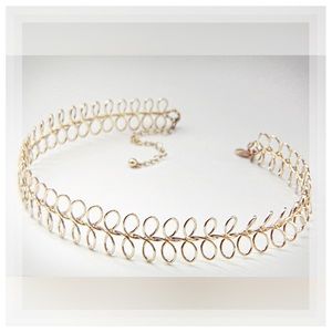 Adjustable Gold Tone Metal Leaf Wire Choker